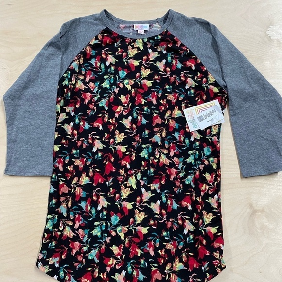 Lularoe Randy Baseball Style Tee size Small (CT) - Picture 1 of 7